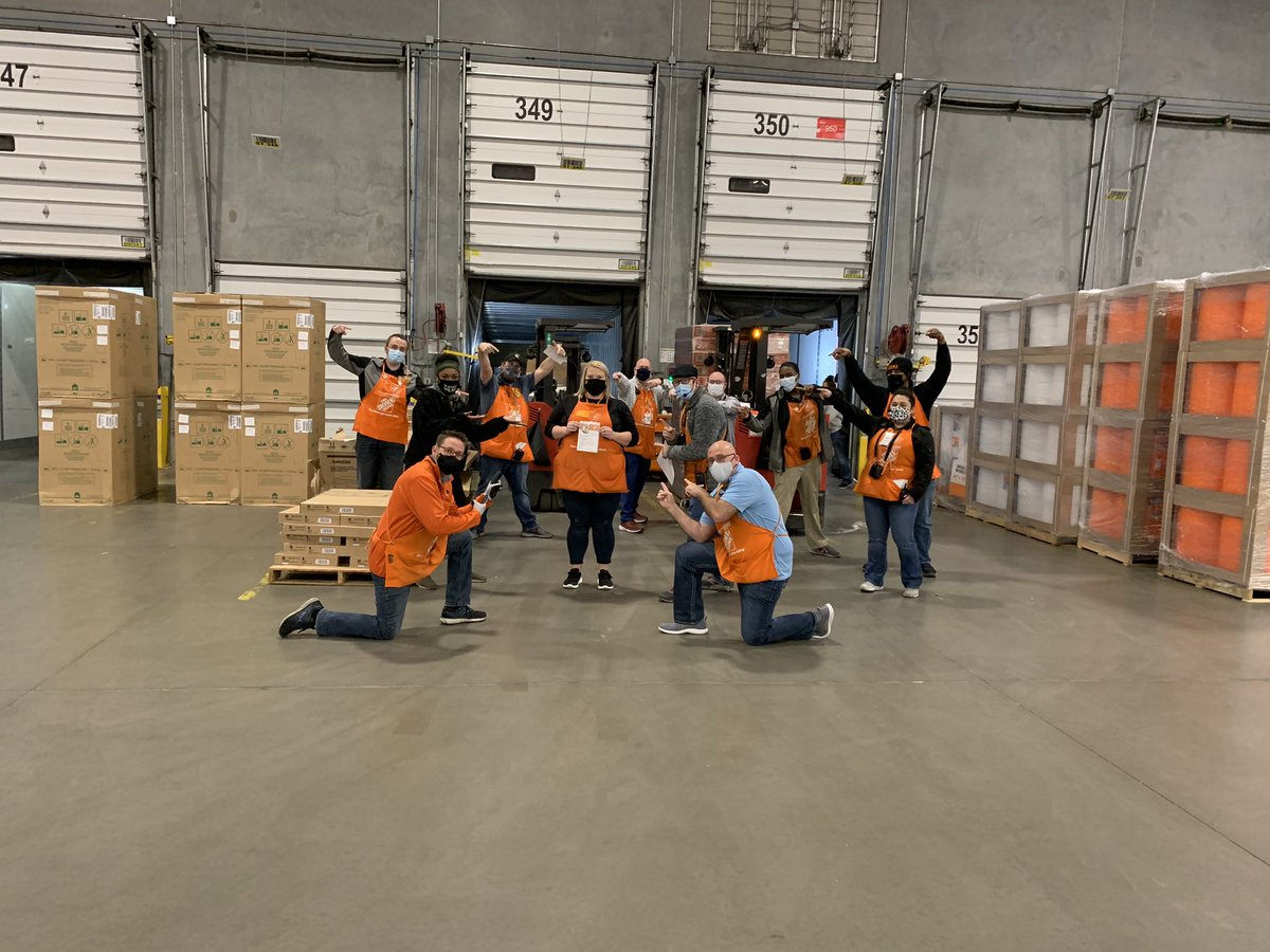 5024Robin's tweet photo. Recognition walk Key2 for January!@OTM5024 @JJenkins_3 @Kevin_5024 https://t.co/xP1hJ7M1jw