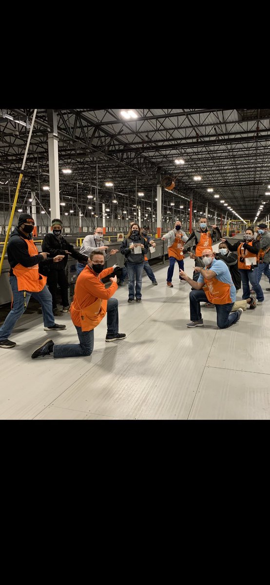 5024Robin's tweet photo. Recognition walk Key2 for January!@OTM5024 @JJenkins_3 @Kevin_5024 https://t.co/xP1hJ7M1jw