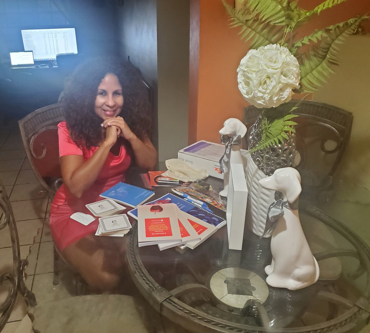 MariamLudim's tweet photo. ¡Emocionadísima! HOY comienzo un nuevo proyecto en mi ruta de mejoramiento profesional: la Certificación EQ Practitioner de Six Seconds Latinoamérica.  #InteligenciaEmocional

Today I embrace a new professional development project: the @6s_EQ ##EQPC Certification. #EQ https://t.co/IIpcBD6uNq