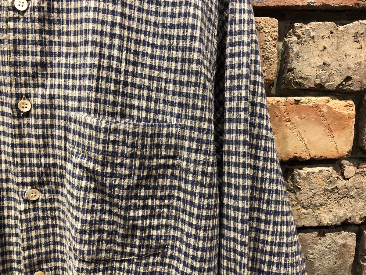 fk_confect's tweet photo. 【NEW】

コットンリネンネップシャンブレーバンドカラーシャツ/BDシャツ(CHECK,https://t.co/mFvSdb90vn)

ヴィンテージライクなネップ糸を使用したドライタッチな肌触りのシャンブレーシャツ2型入荷しております。
コンフェクトらしい雰囲気を感じる2色でご用意。

#confect #nestrobe #福岡パルコ https://t.co/FeXcrWfuh0