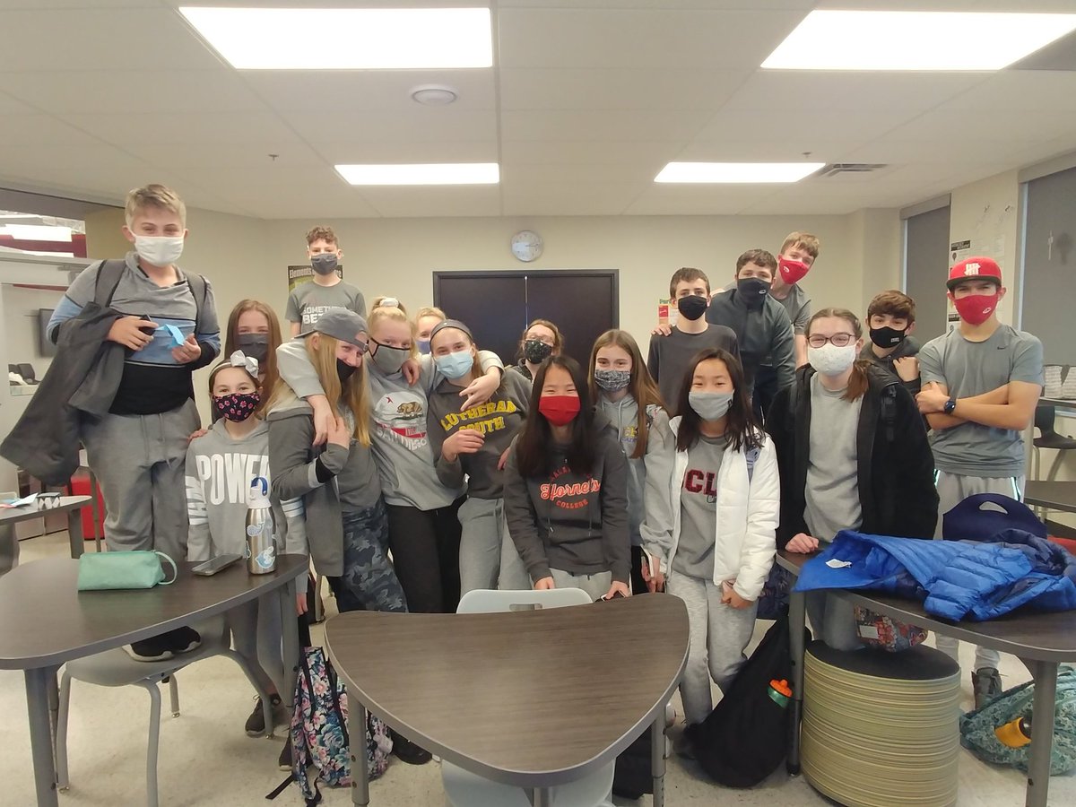 SpanglerCCLS's tweet photo. Seventh grade in grey! @CCLSChargers https://t.co/PzHy3hUFEm