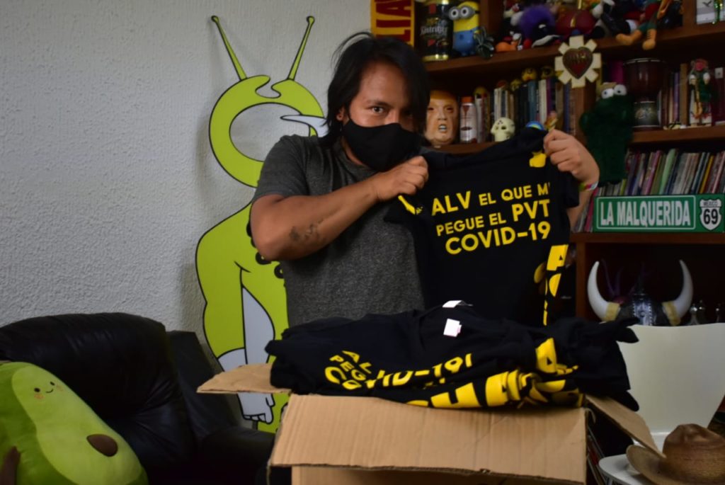 michangoonga's tweet image. De Changoonga.com To The World: La 1ra PLAYERA Sanitizada Anticovid!

Con esta playera, les va a pelar la verdolaga quién no entienda que hay que guardar a la Susana Distancia

Échale un ojo a la info👇
changoonga.com/de-changoonga-…