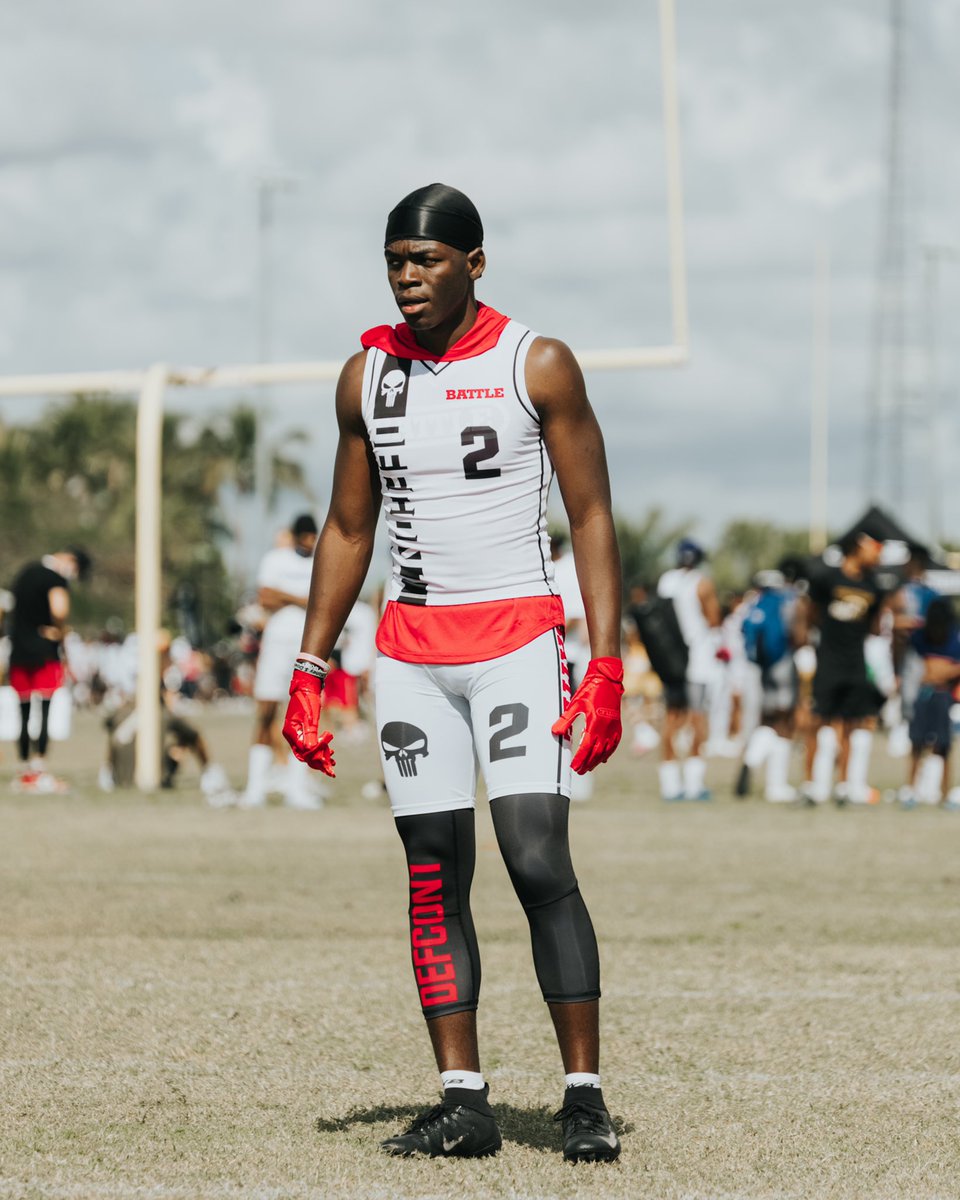 ThatBoyWebs's tweet image. Great Tournament Win This Weekend With The @defcon1_7on7 Family🏆🖤