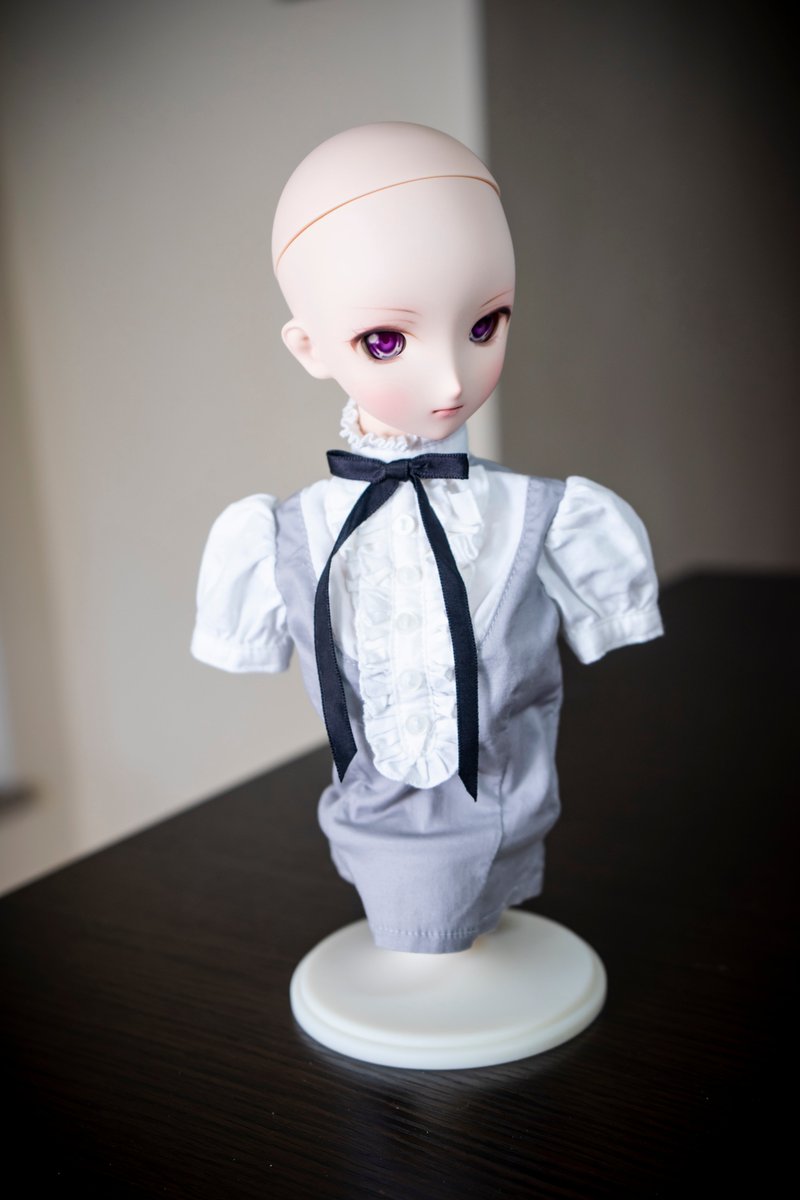 AtelierSchwarz's tweet photo. Commission order: Ruler / Jeanne d'Arc

#dollmakeup #dollfaceup #dollfiedream #customdoll #dollstagram #dd #bjd #jeannedarc #fatestaynight #fategrandorder #dollphotography #ドール #ドルフィードリーム #atelierschwarzdoll https://t.co/hLq2VhWcfZ