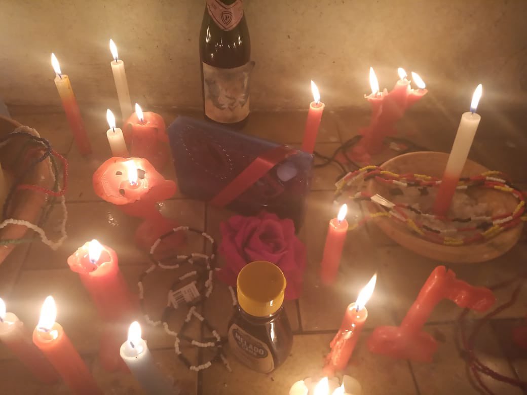 MariaPa43406378's tweet photo. “Salve Pomba Gira Maria Padilha das Sete encruzilhadas!

Divulgarei teu nome em cada oração. Que chegue a você rainha... 

Salve Pomba Gira Maria Padilha https://t.co/ikOzUStFVM