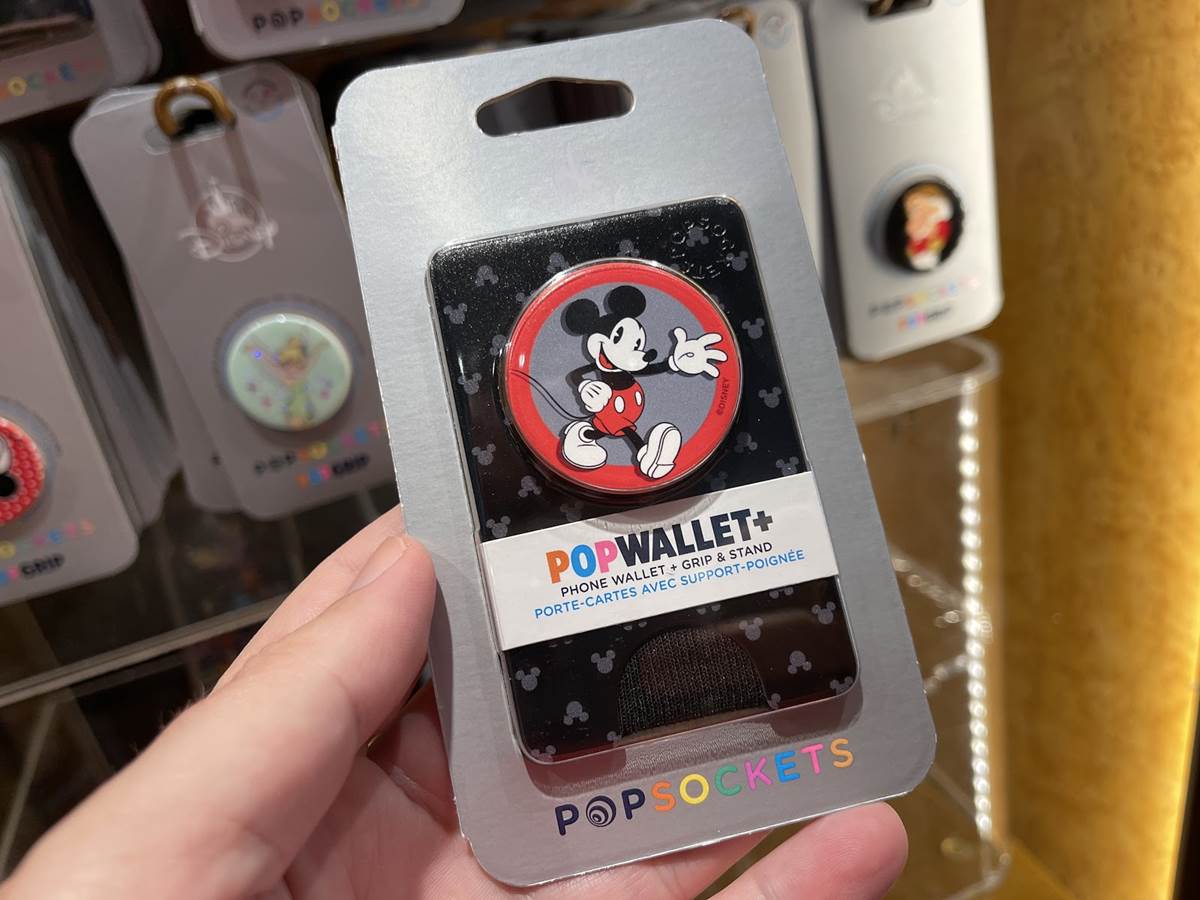 laughingplace's tweet photo. Fun #Popsockets, #Popwallets, and #ToyStory Pens were found at #DisneysHollywoodStudios at #WaltDisneyWorld: https://t.co/i35SviBPFV https://t.co/sukjRFVH51