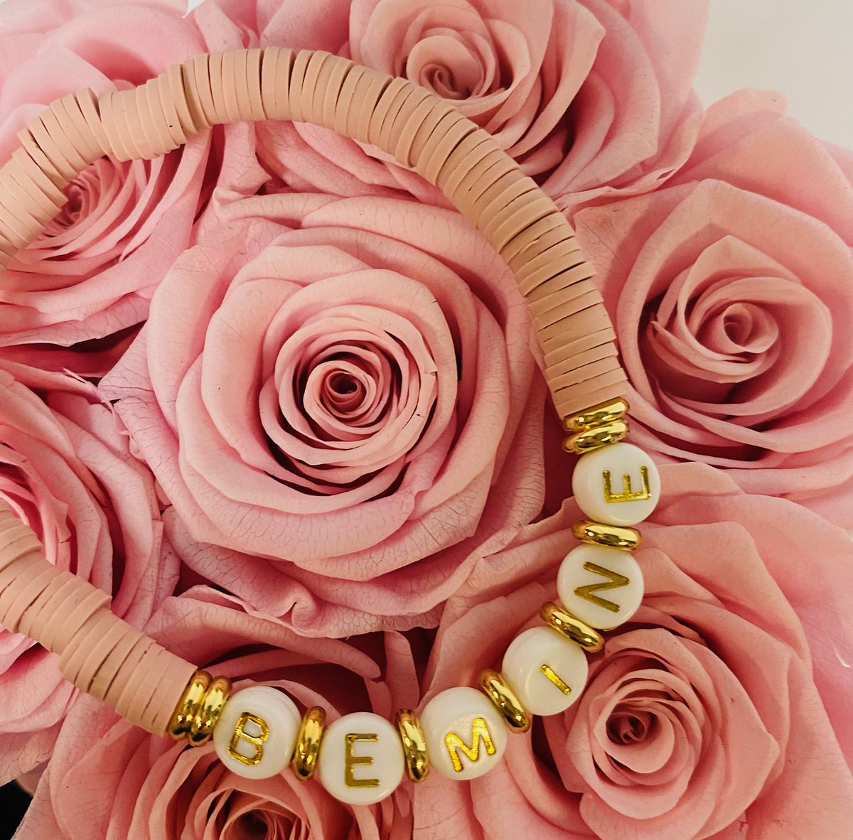 BlumenMeisters's tweet photo. Be Mine! https://t.co/YqaDD7K26O