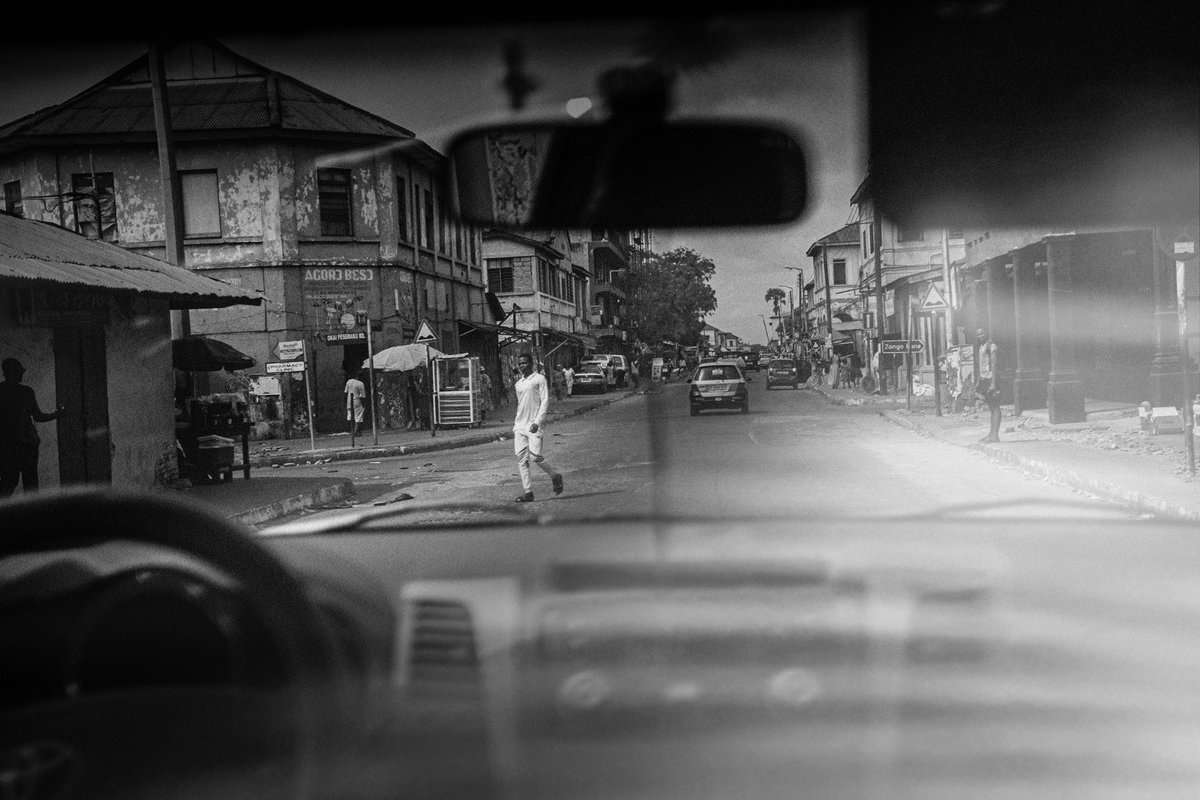 Baronmeister's tweet photo. Some #streetphotography from Accra, Ghana from shoot back in 2017. #fujifilm #fujilife https://t.co/owx58sg8Rn