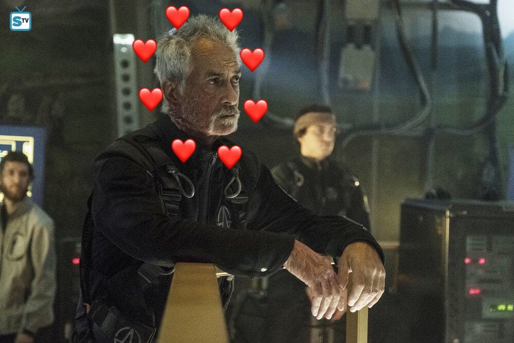 Happy birthday to absolute treasure David Strathairn! Should be a national holiday tbh 