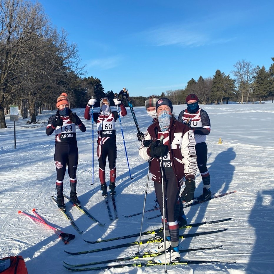 AnokaActivities's tweet photo. Anoka Girls Nordic Team getting ready to race at Bunker in great conditions. #AnokaStrong https://t.co/lVHQotupDH