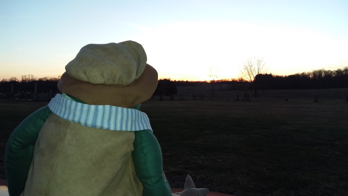 hikethebt's tweet photo. 1: Todd the Toad at Caesar Creek Gorge.
2:  Todd admiring the sunset after a walk on the trail in the Whipple Section with Richard Lutz, Director of Trail Development
3: Todd ready to do some trail flagging with Richard
#buckeyetrail #HikeOhio #ToddtheToad https://t.co/2ZkCN1nlYS