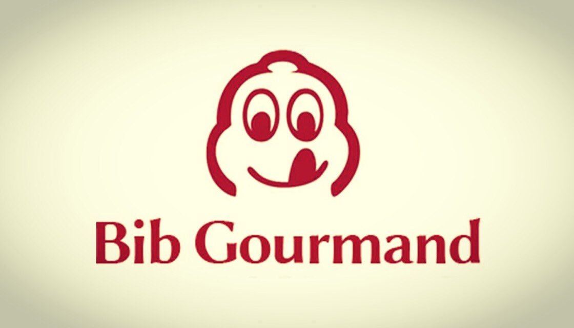 Well done team <a href="/DeanesAtQueens/">Deanes At Queens</a> for retaining the bib! <a href="/mmccafferty/">Malachy Mccafferty</a> <a href="/MichaelDeane61/">Michael Deane</a> @eatatdeanes <a href="/MichelinGuideUK/">The MICHELIN Guide</a> #BibGourmand2021