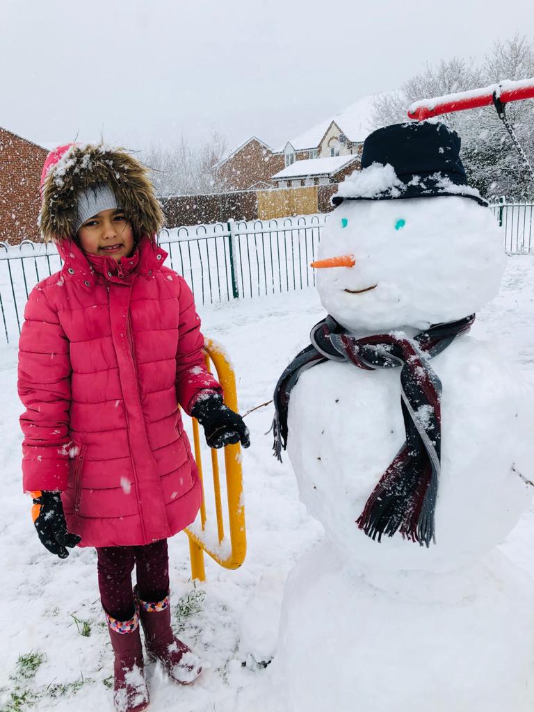 WaverleySchool's tweet photo. Some wonderful snowmen created by our pupils @WaverleySchool! #snowday #snowcreation #snowman #lockdowndistraction https://t.co/vrFZCVDWMe