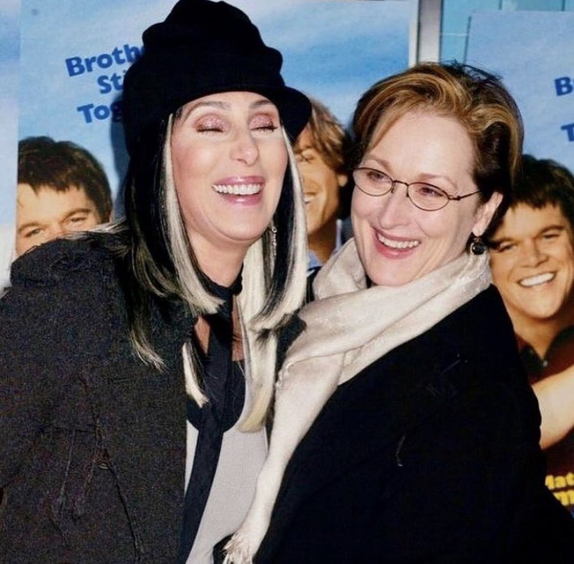 cherdoingthings's tweet photo. cher hugging meryl streep https://t.co/PRxB8iwPIx