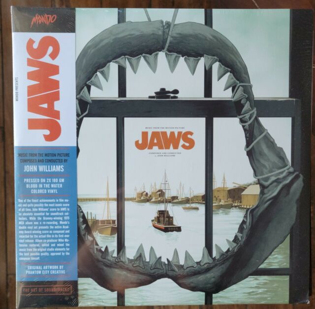 I have a little thread with a question at the end. I would love to hear your thoughts.Recently, I learned that  @mondonews makes beautifully produced soundtracks on vinyl. I'm sure they're great to listen to...but the DESIGNS are incredibly masterful. Here are a few.1/