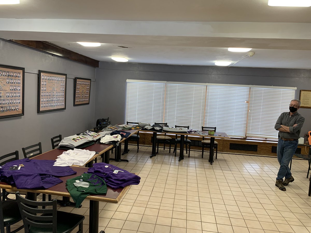 LambdaChi_usd's tweet photo. A big thank you to Campus Sportswear from Fort Collins for stopping by today and giving us some great priced merchandise, the boys copped some swag! https://t.co/v6CTz070V0