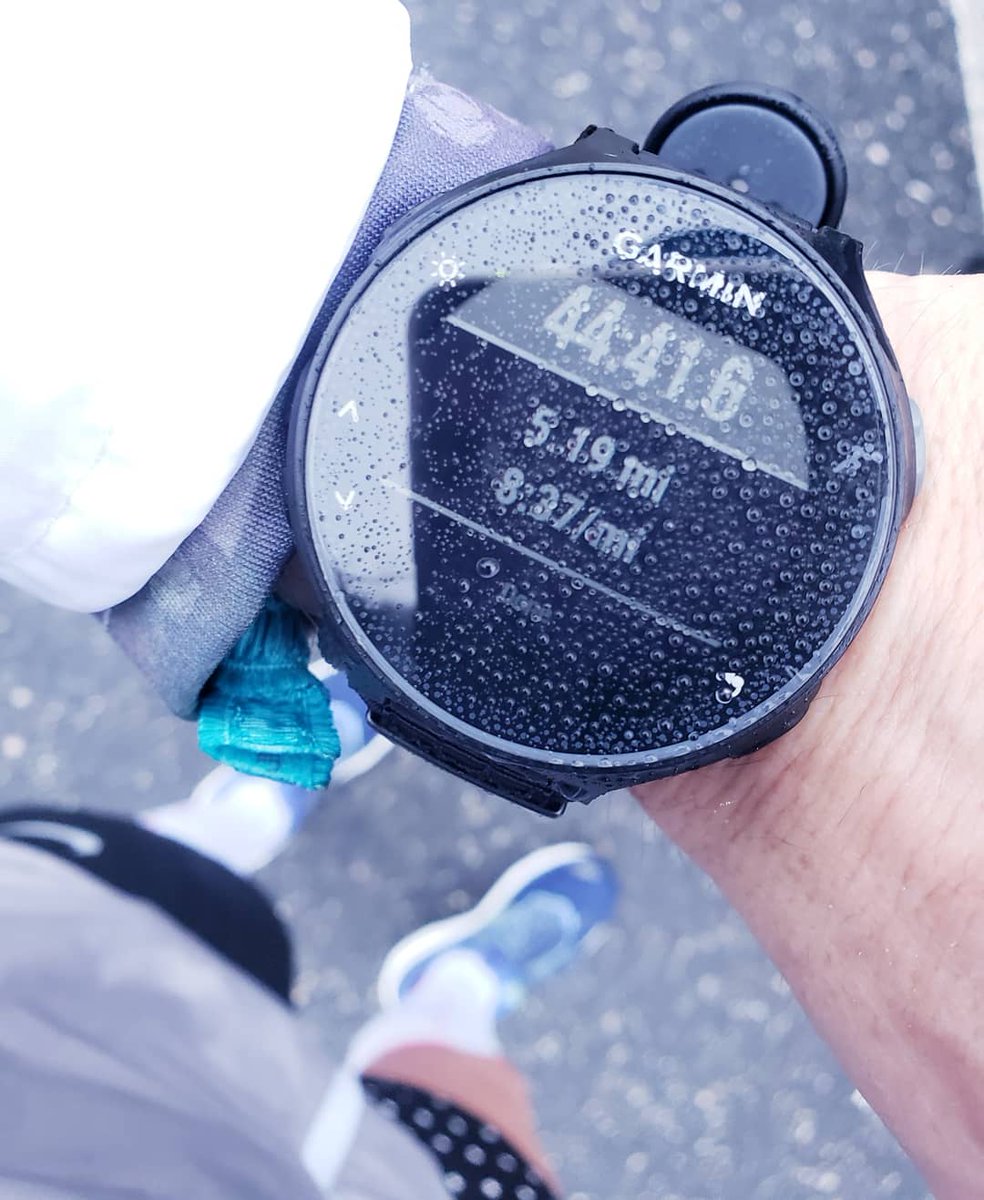 runSue19's tweet photo. One mile at a time!!! Misty, 34 degrees and cold. Sometimes getting through the first mile is the hardest, but then - oh the possibilities!!! @MichelobULTRA
#loveyourrun #teamULTRA #ULTRAambassador #JoyWins #alteregorunning #showyourflipside #hatpeople #MadeIn81 #mistymiles https://t.co/E8OqJRp6fd
