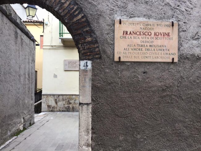 Nasce il primo Parco letterario del Molise intitolato alla figura di Francesco Jovine dlvr.it/RrPXvH <a href="/molisenews24/">Molise News 24</a>