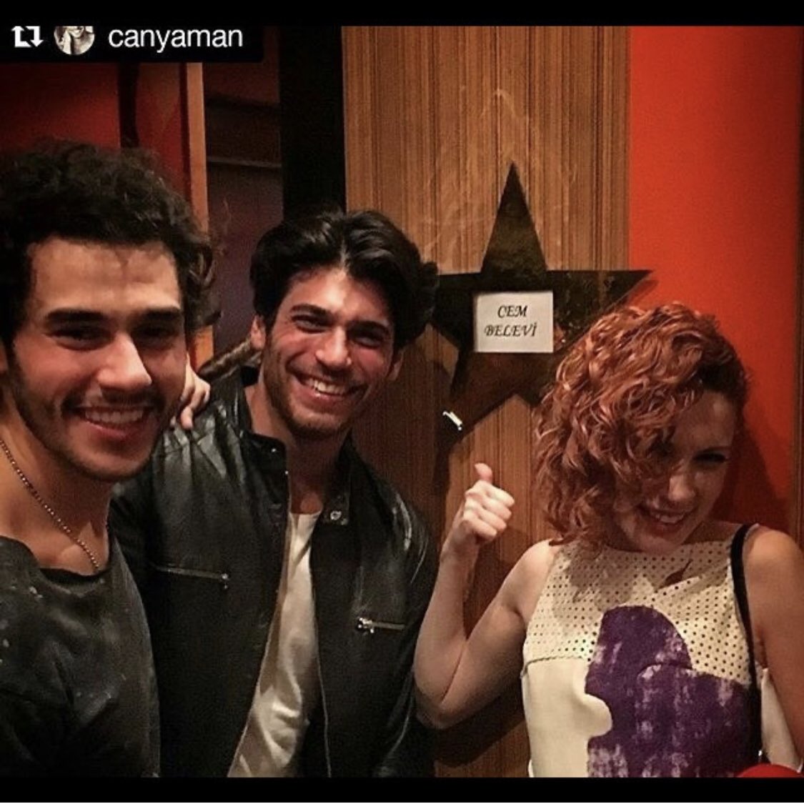 Ainnn o Can sempre foi discreto c/ seus relacionamentosAinnn ele nunca se deixou ser flagrado assimAinnn só pode ser marketing Agora ele ta sempre sendo visto com a namorada  #CanYaman