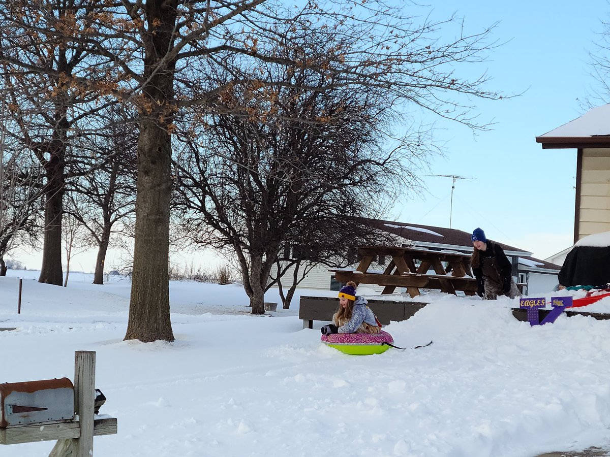 KeotaEagles's tweet photo. Snow day fun in Keota! Kids were creative and enjoying themselves! #coldwalk #keotaeagles https://t.co/oVt2b5btkw