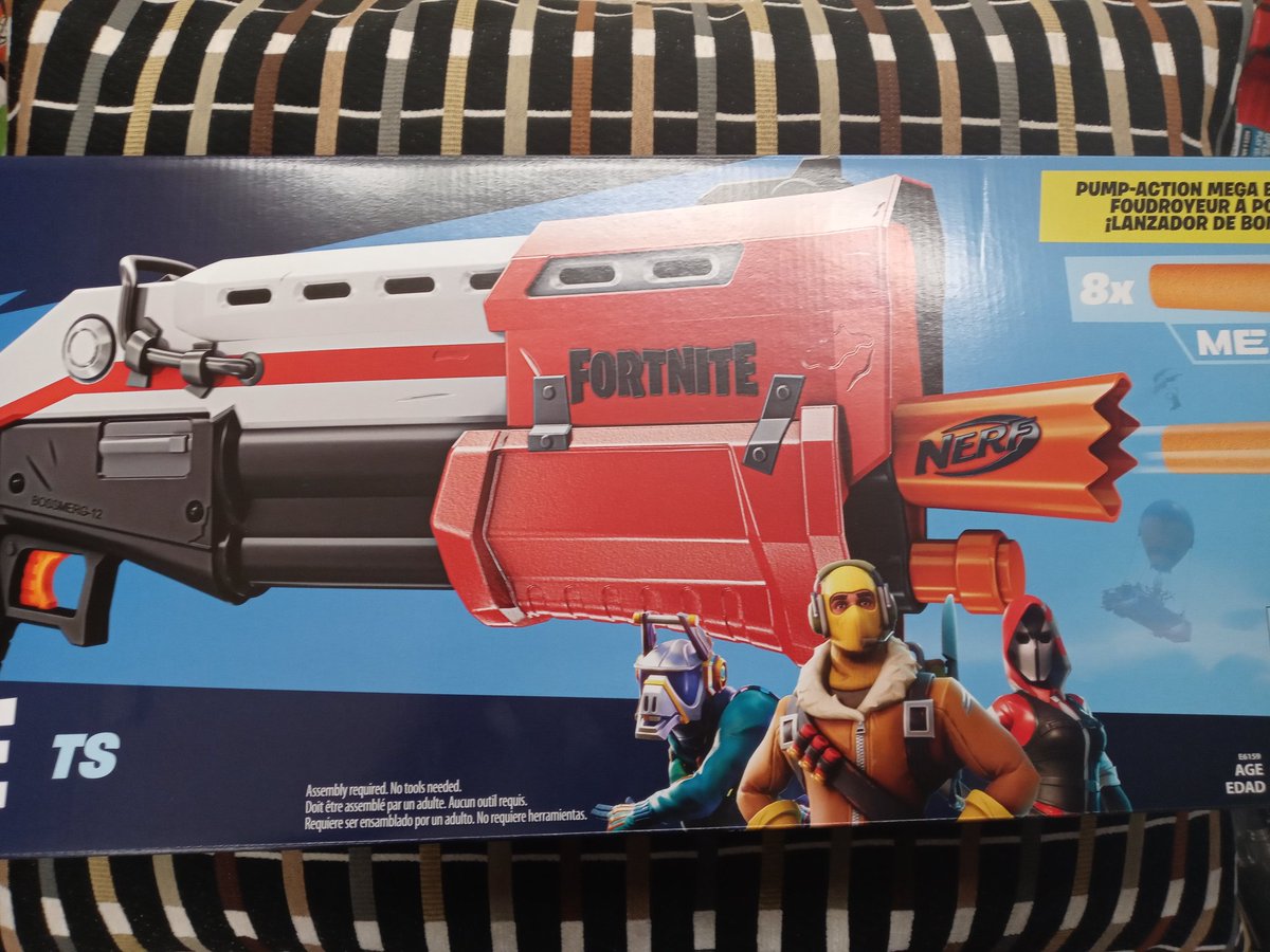 GembO_Slice's tweet photo. Anybody that knows me. Knows that I am a huge #NERF and video Games fanatic. Especially when it has something to do with #fortnite and #overwatch. #JustLevelUp #OhNoodleX #game #gamers https://t.co/3lFQektPdf