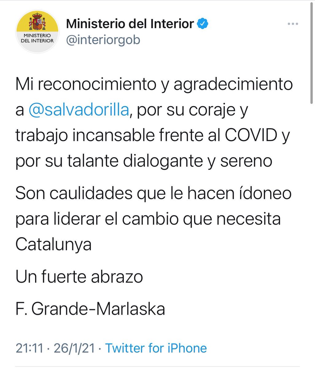 Beatriz_Pino_'s tweet photo. Ya han borrado el primer tweet, pero la desvergüenza es difícilmente superable.  ¿De que nos sorprendemos ya a estas alturas? 

No hay excusas ni disculpas que valgan para justificar esta “confusión miserable” apropiándose de las instituciones. https://t.co/193OUx1LQl