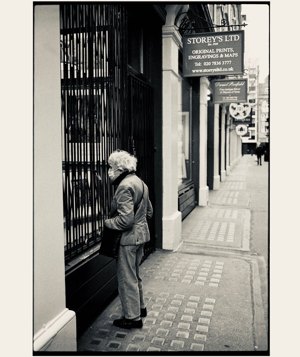 Harry_cartoons's tweet photo. Locked Up In Lockdown ... #CecilCourt #WestEnd #London #CharingCrossRoad #LockdownLives #BlackAndWhiteFilm #TraditionalDocumentaryPhotographyOnFilm #IlfordDelta400Expired #Canon500N #January2020 https://t.co/ZOoaX4PyWo