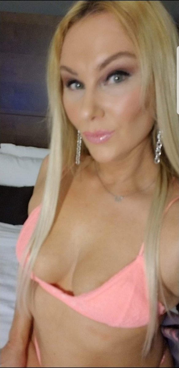 MissMia12's tweet photo. @MissMia12 
@cafreviews_com 
Calgary-5873270609
Let's Play! .
TEXT For My Menu https://t.co/Mu88ZjTamH