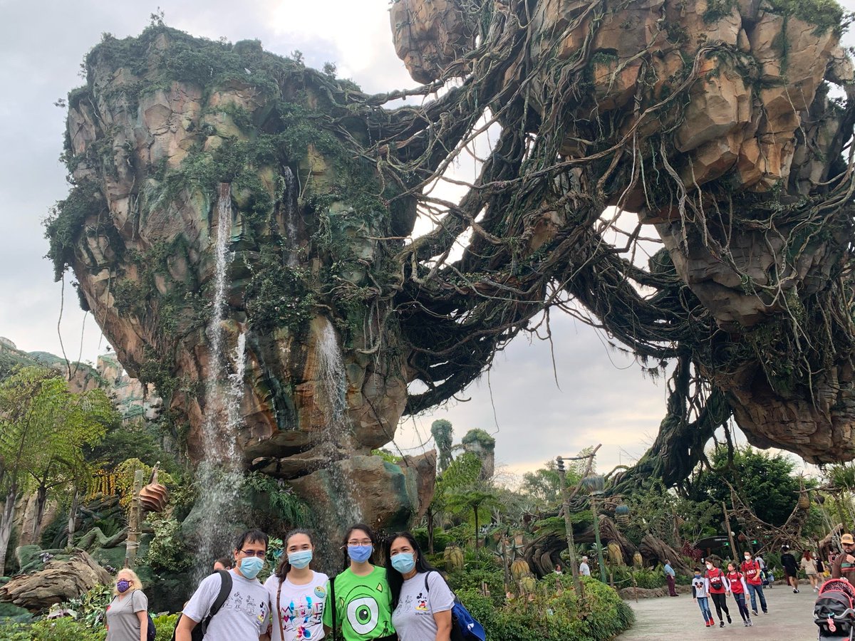 ekhagandahan's tweet photo. Always mask on 😷 #FL2020 (@ Valley of Mo'ara in Lake Buena Vista, FL) https://t.co/j2J6ZdwGJA https://t.co/GJdpJZ3ttX