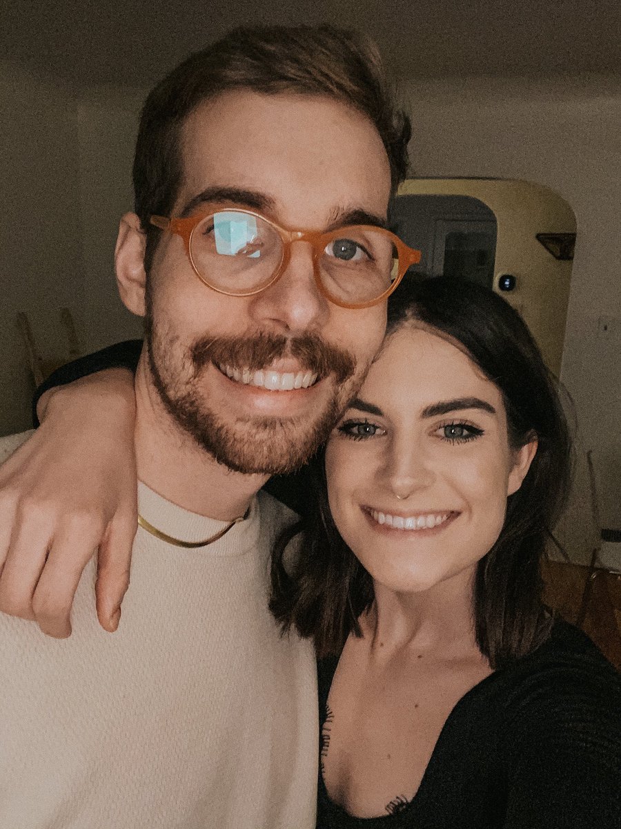 jayneashleyy's tweet photo. how it started:           how it’s going: https://t.co/84SjyHxuc4