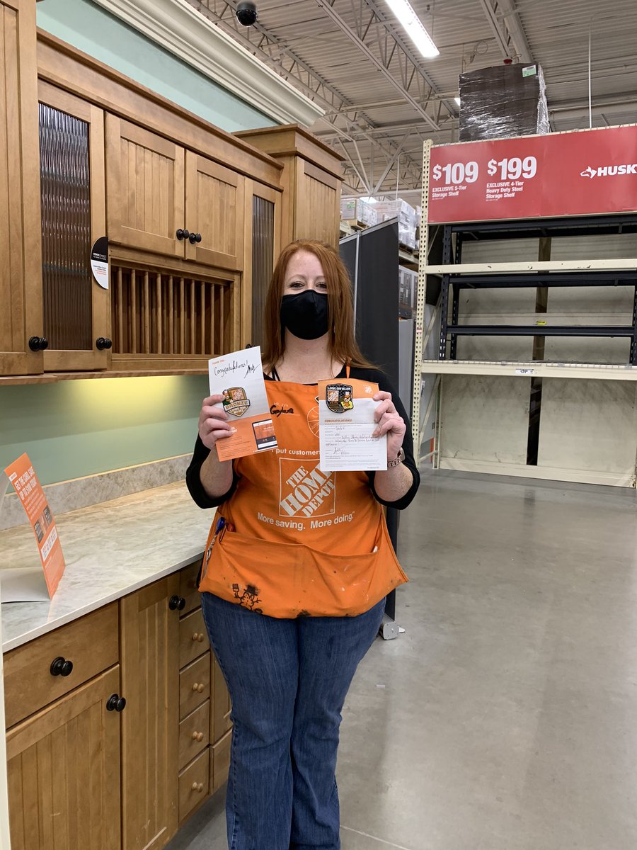 Gayle D24 getting recognized for her very first Bronze and a Homer for building strong relationships, learning how to sell appliance!!! So proud of you! <a href="/alliespurlock/">Spurlock ❤️❤️</a> <a href="/Depot6830/">Home Depot 6830</a> <a href="/depotgurl88/">Shelly Kline</a>