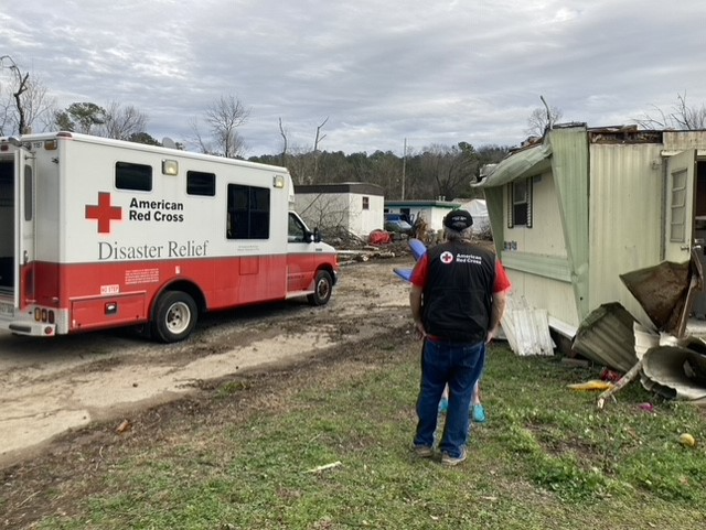 now_bham's tweet photo. UPDATE HOW YOU CAN HELP:

@CityFultondale + @CenterPoint_IA are taking donations at their respective City Halls:

🔸Fultondale City Hall - 1210 Old Chapel Walker Road
🔸Center Point City Hall - 2209 Center Point Parkway

📸: @RedCrossAL (1/3) https://t.co/0M0IRd6eId