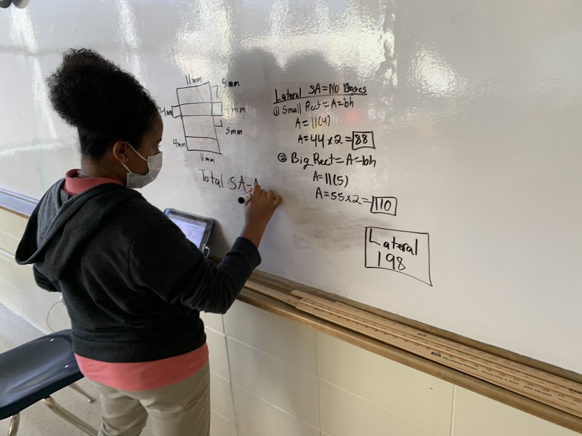 JennNOrtiz12's tweet image. So proud of my students!! They are rocking some lateral and total surface area!  @GPISDSecMath @GPISDTech #pixelart #whatistheimage  #3Dfigures #nets