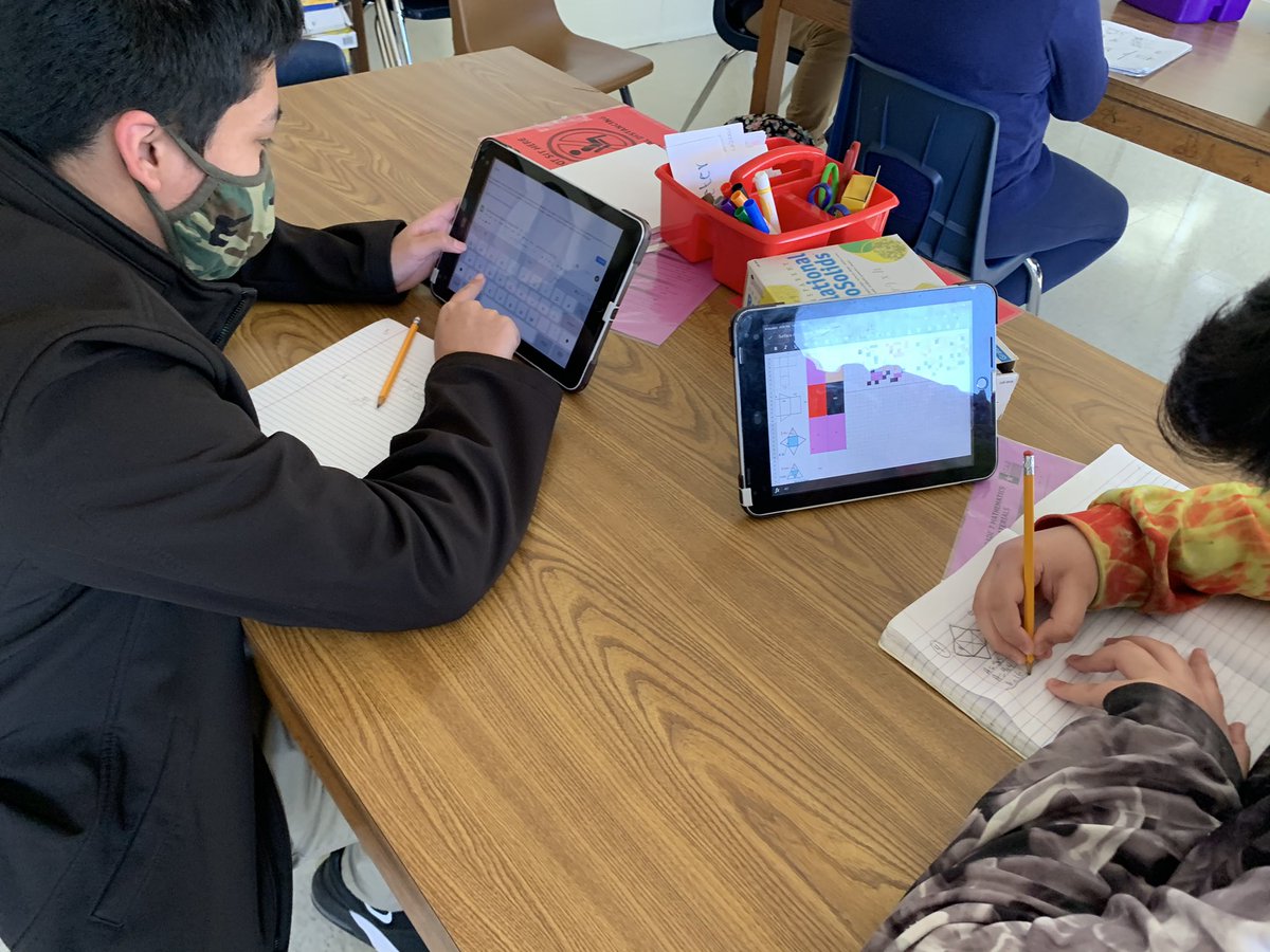 JennNOrtiz12's tweet image. So proud of my students!! They are rocking some lateral and total surface area!  @GPISDSecMath @GPISDTech #pixelart #whatistheimage  #3Dfigures #nets