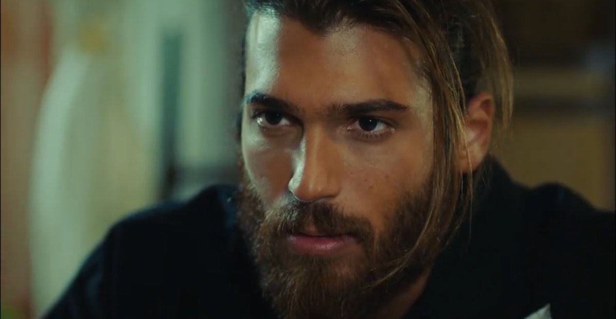 gulumseyen_kiz's tweet photo. Ho amato molto Sanem,
Non ho mai amato nessuno quanto lei.
Amavo molto di più le montagne di quanto amassi le persone, 
ma più delle montagne ho amato Sanem.

#Askdedigin
#DayDreamerPrimeTime https://t.co/HG5yLhEUnK