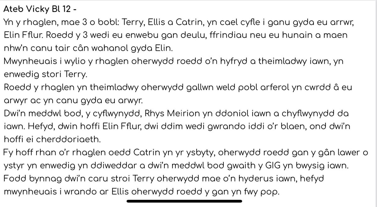 CAHS_Cymraeg's tweet photo. Disgyblion @CastellAlun wir wedi mwynhau gwylio #CanuGydaFyArwr ar @S4C @elinfflur @RhysMeirion Adolygiad gwych gan Vicky 😊🌟🏴󠁧󠁢󠁷󠁬󠁳󠁿🎤🎼 #Dysgwyr #Cymraeg #Ailiaith https://t.co/I61LPZwFe6