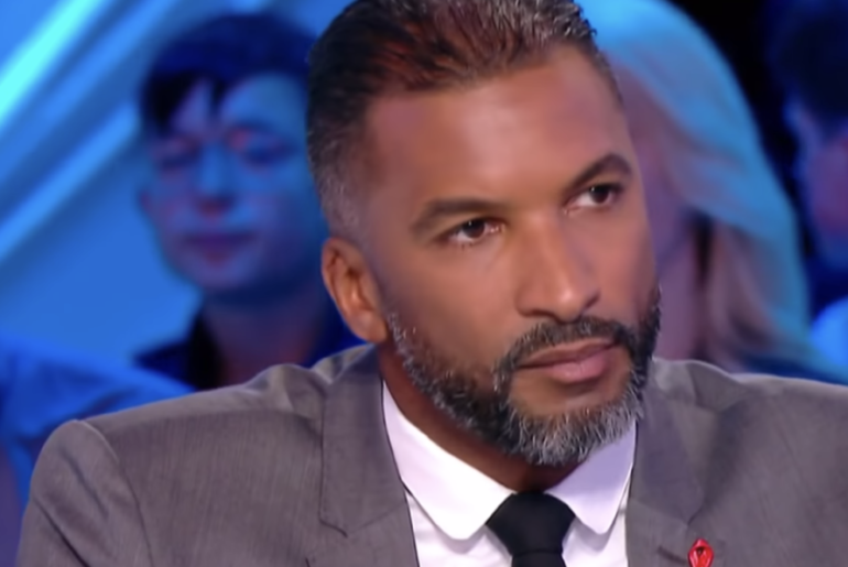 InnovFoot's tweet image. ⚽🗣️ Citation Légende du Football (004)

« UNE DEFAITE N'EST JAMAIS ENCOURAGEANTE » 🤦‍♂️
@BeyeHabib 

🇹🇬 ⚽ Découvrez 👉 👉 bit.ly/3qMxLFM
#citation #228_petits_poteaux  #potovi  #innov_foot