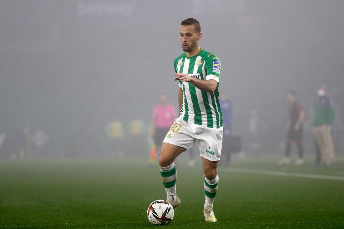 _DanielCabezas's tweet photo. Sergio Canales vs @RealSociedad

➡️ 122 minutos.
➡️ 1 gol.
➡️ 2 ocasiones creadas.
➡️ 89 toques.
➡️ 62/72 pases.
➡️ 86,1% precisión de pase.
➡️ 2/7 balones en largo.
➡️ 1/3 centros.
➡️ 8/13 duelos ganados.
➡️ 7 recuperaciones.
➡️ 1 intercepción.

‼️D10S.

[@OndaBetica][#Betis] https://t.co/EbVsnAApMk