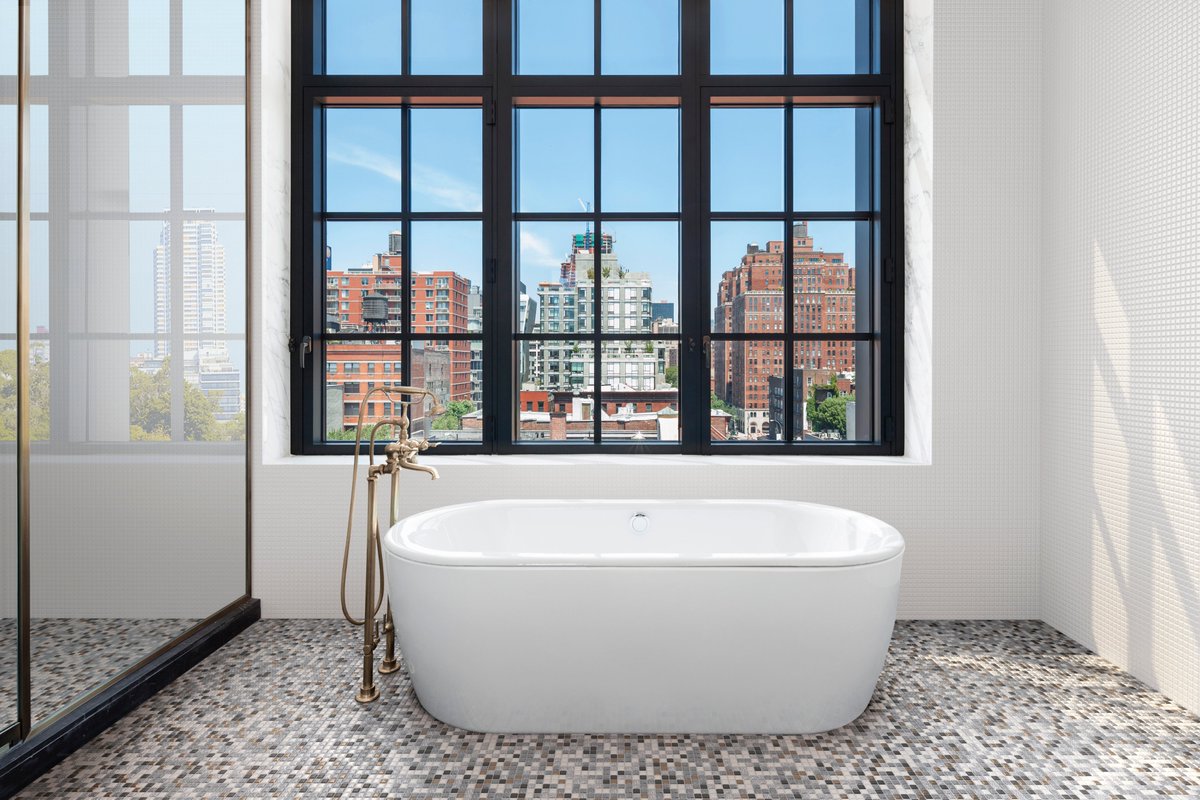 CeramicsOfItaly's tweet photo. Italian tile manufacturers are embracing the #Confetti trend with a wide variety of unique and abstract interpretations. These eye-catching designs from #Appiani and #Petracers are the perfect examples! #TileTuesday #CeramicsOfItaly https://t.co/3lQPD5ozYu