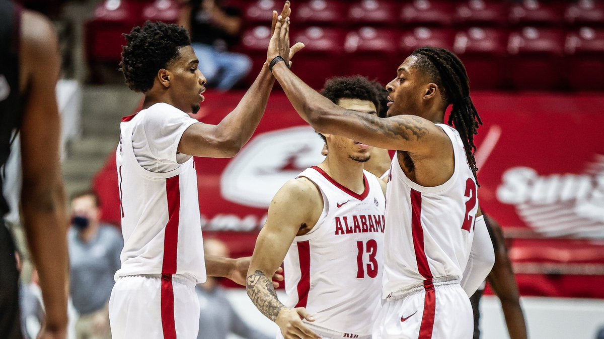 AlabamaMBB's tweet photo. It's Game Day in T-Town. 

#BlueCollarBasketball | #RollTide https://t.co/uyBMWghrRA