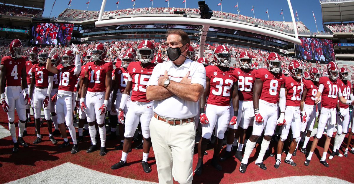 derek2_williams's tweet photo. AGTG! BLESSED to receive an offer from the University of Alabama #RollTide 🐘 @ryantoine @CoachGolding @skiez8wawg @PublicSKOOL_Bun @JeritRoser @samspiegs https://t.co/zdgR5mlEjM