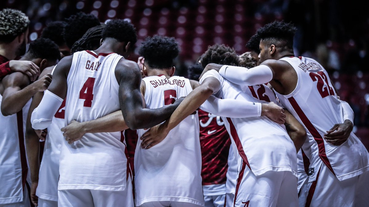 AlabamaMBB's tweet photo. It's Game Day in T-Town. 

#BlueCollarBasketball | #RollTide https://t.co/uyBMWghrRA