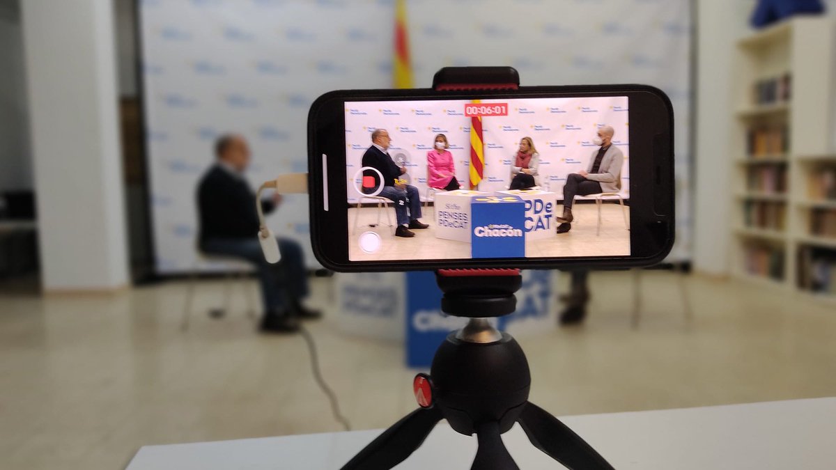 Aquesta tarda els candidats del PDeCAT #BaixLlobregat <a href="/lflotats/">Laia Flotats</a>, <a href="/AdriaCamino/">Adrià Camino Fideu</a> i <a href="/PerePamontse/">Pere Montserrat</a> han compartit una Taula Rodona amb <a href="/joanaortega/">Joana Ortega</a>. 

#SiThoPensesPDeCAT