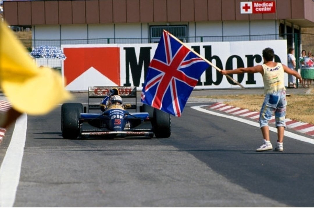 Al3ss26's tweet photo. @F1 @nigelmansell The BEST British Fórmula One driver 🇬🇧👑 https://t.co/rMzUZDKiaH