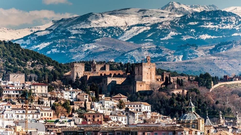JoseePM0's tweet photo. Si mueves el móvil ves Granada a tiempo real. https://t.co/DSis82qsYu
