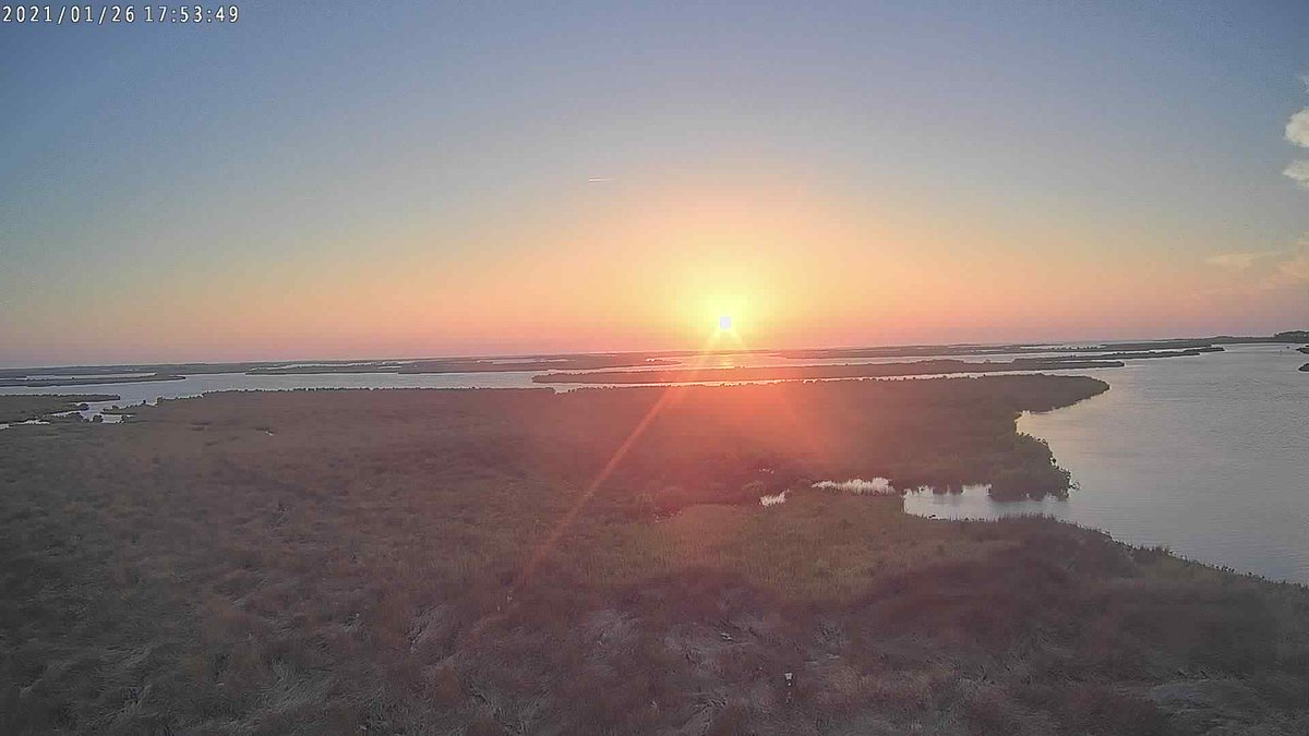 MSSWxSTEM's tweet photo. Marine Science Station at sunset and it's 72.1 F. Tag image: https://t.co/QHZPSiQeVx https://t.co/FxDS8Ssfrj