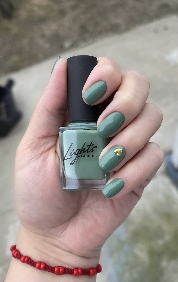 chomiiz69's tweet photo. Jefa 😍  @LightsLacquer https://t.co/At05jUvgW8