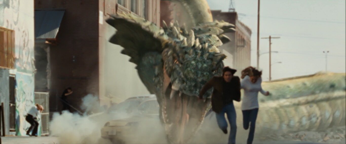 100fe ももてつ D Wars ディー ウォーズ 邪悪な大蛇がロサンゼルスで大暴れ 大蛇が建物をブッ壊したり 高層ビルに巻き付いて軍用ヘリを落としたり ラストには邪悪な大蛇と聖なる大蛇の怪獣バトルもある 他にも 小型のモンスターも沢山出てくる