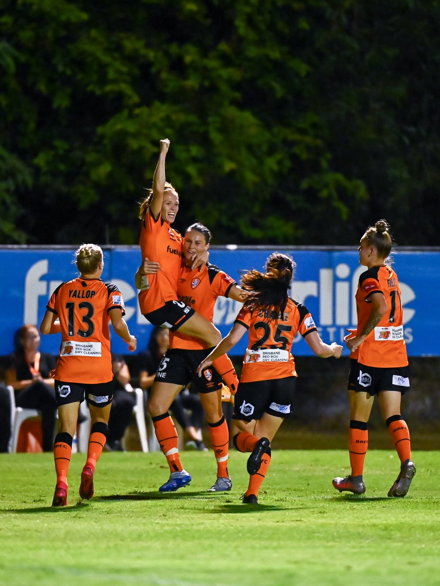 brisbaneroar's tweet photo. 🖐️ (yes, FIVE) players have earned a spot in the @WLeague Round 5 Team of the Week! 👏 https://t.co/avAxwW4t3n