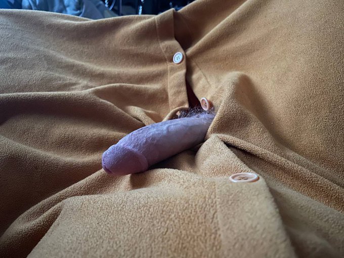 Do you guys prefer with or without tail? 💕 https://t.co/GfSwGZ0fs4<a href="/tag/collared"class="tags"><span>#collared</span></a><a href="/tag/murrsuitmonday"class="tags"><span>#murrsuitmonday</span></a><a href="/tag/murrsuit"class="tags"><span>#murrsuit</span></a>